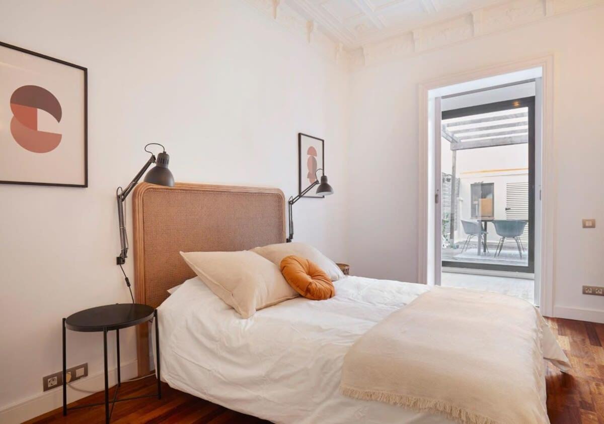 Exquisite And Modern Paradise W Private Terrace And Center Apartment Barcelona
